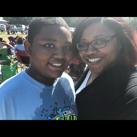 Meet your Posher, Tracie - Picture 4 of 5